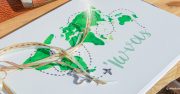 Βιβλίο ευχών Βάπτισης με θέμα discover the world
